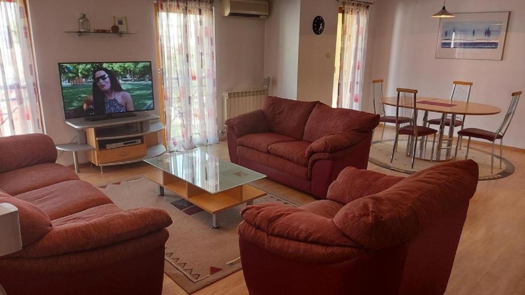 Exclusive Apartments Скопие Екстериор снимка