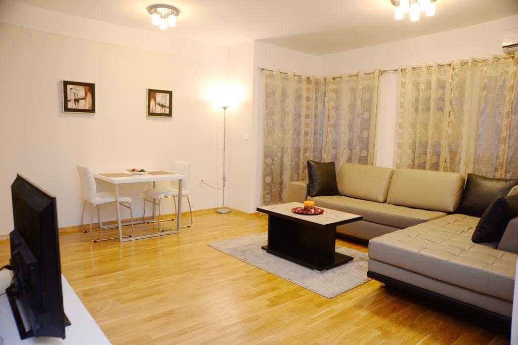 Exclusive Apartments Скопие Екстериор снимка