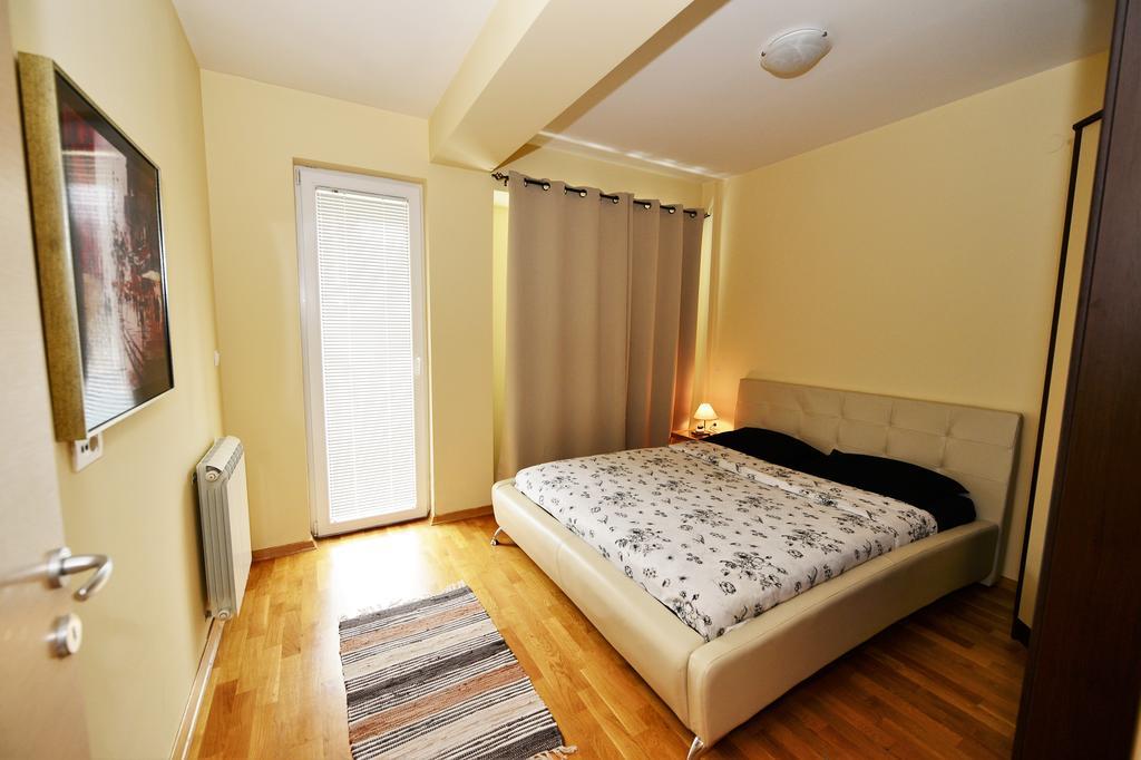 Exclusive Apartments Скопие Екстериор снимка